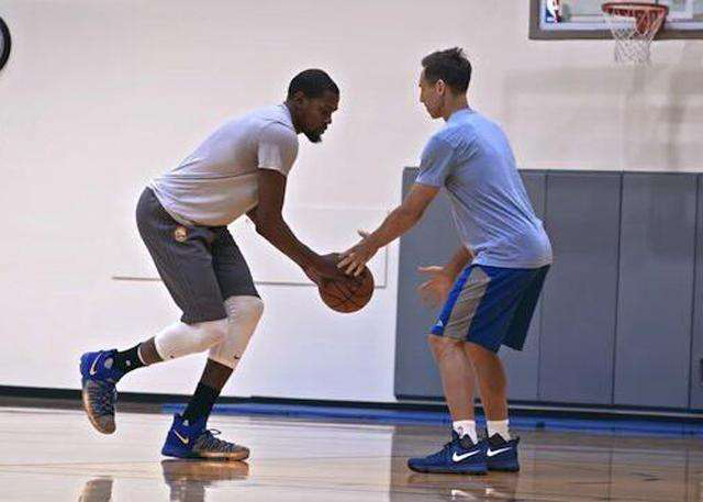 每年的足协 每年的足协