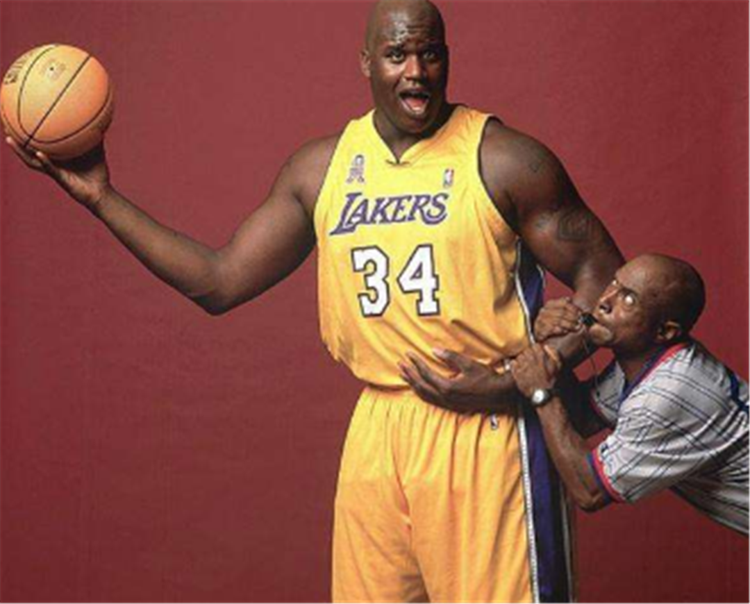 凯恩跻身前 凯恩跻身前